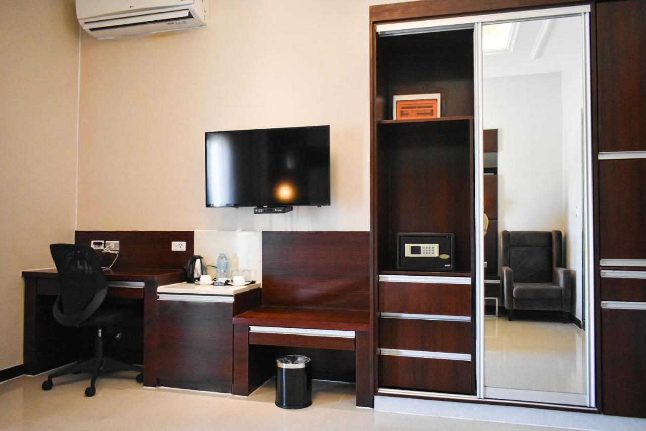 Mg Grand Hotel Olongapo Eksteriør billede