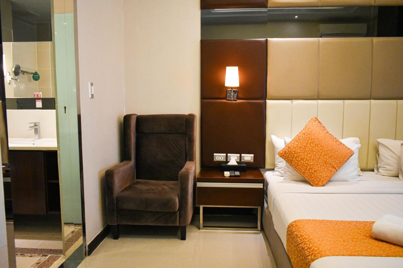 Mg Grand Hotel Olongapo Eksteriør billede