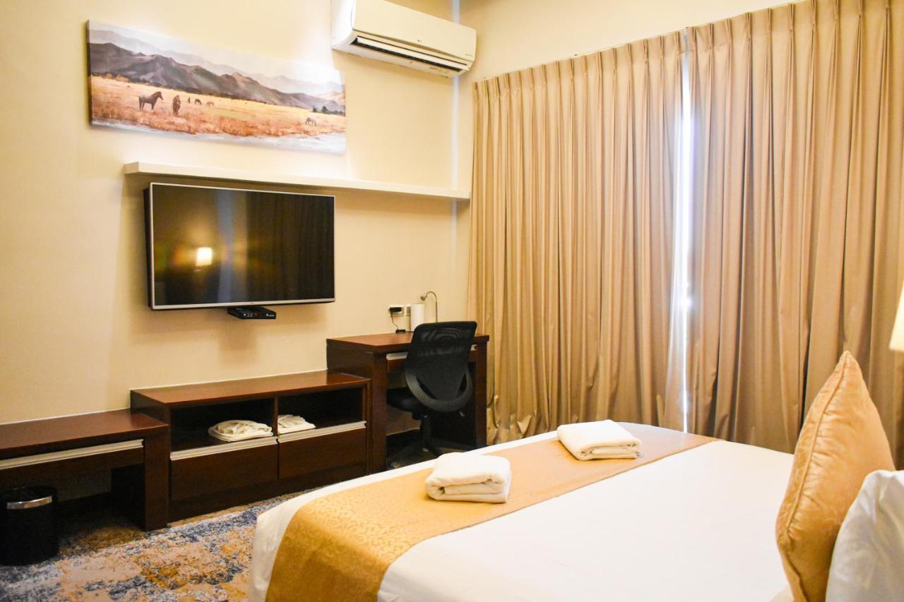 Mg Grand Hotel Olongapo Eksteriør billede